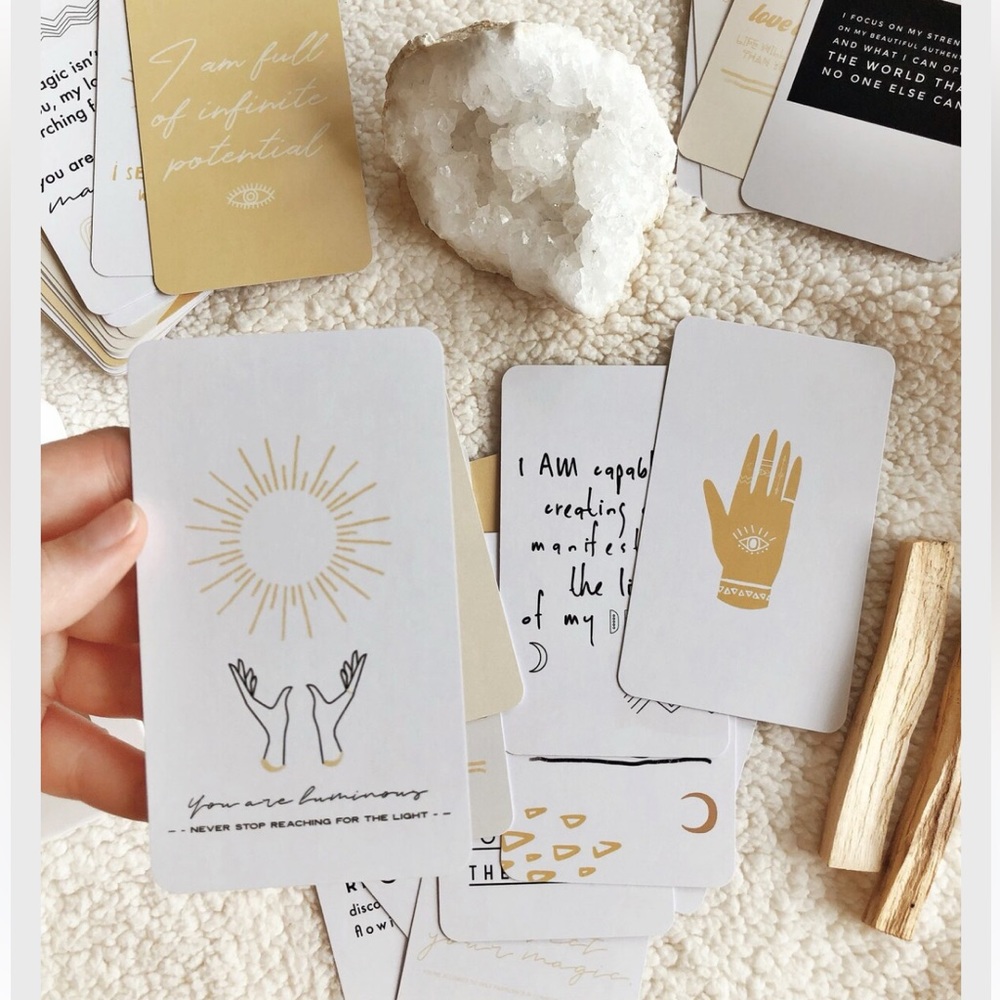 ✨YOU ARE LUMINOUS✨ 78 self empowerment affirmation deck 🫶 Brand new in 📦.